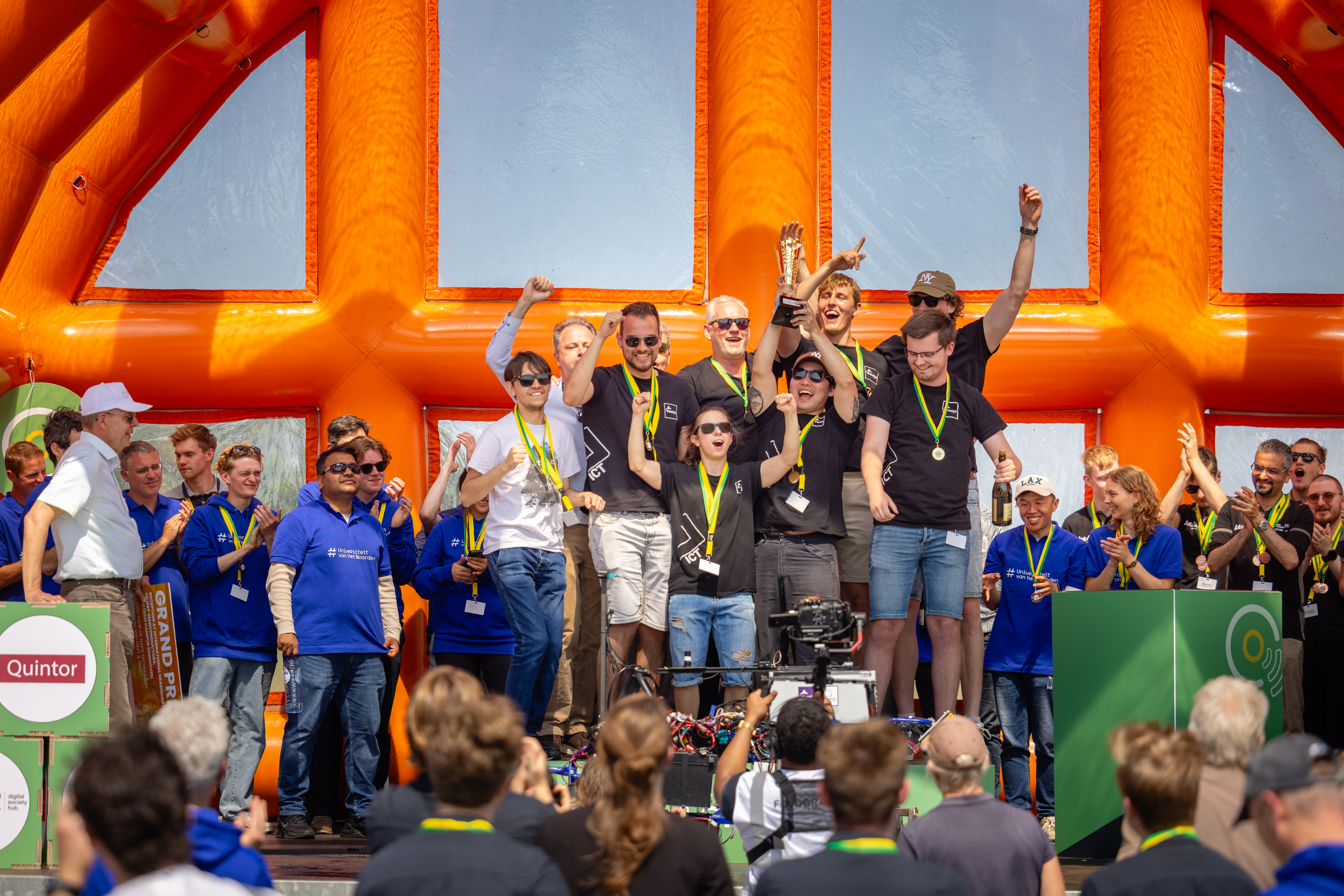 Team Fontys op het podium